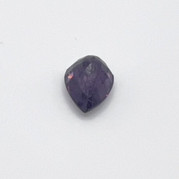10.99 x 7.69 mm Pear Shaped Purple Spinel Gemstone - Picture 3 of 4